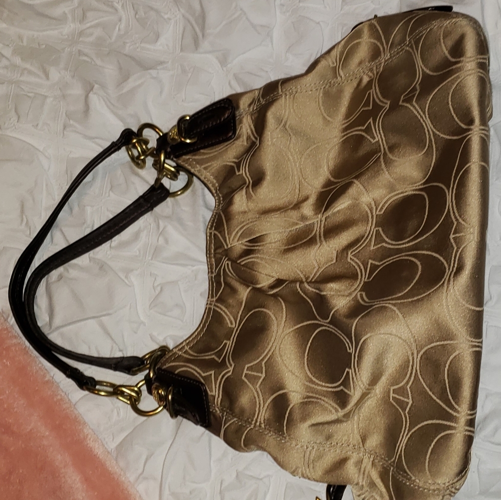 EUC Coach bag - Picture 2 of 9